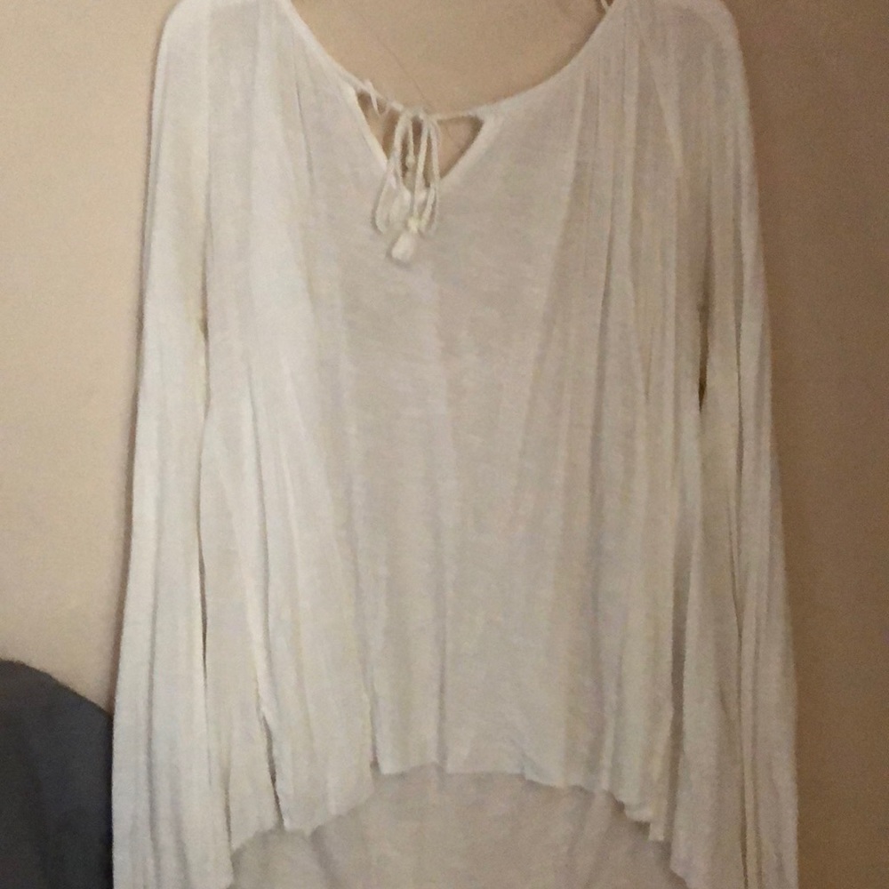 Aeropostale flowy white blouse